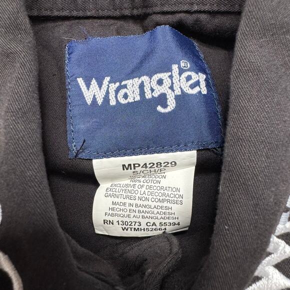 WRANGLER ACTRA Black Embroidered Button Up Western Shirt Size Small Mens Roping - Picture 4 of 7